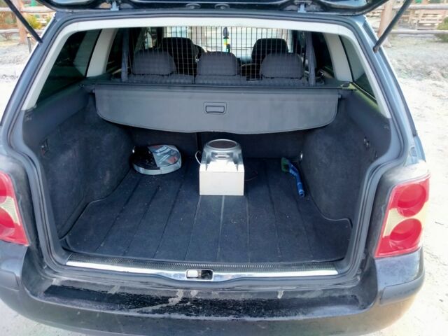 Чорний Фольксваген Пассат Варіант, об'ємом двигуна 1.6 л та пробігом 260 тис. км за 4500 $, фото 5 на Automoto.ua