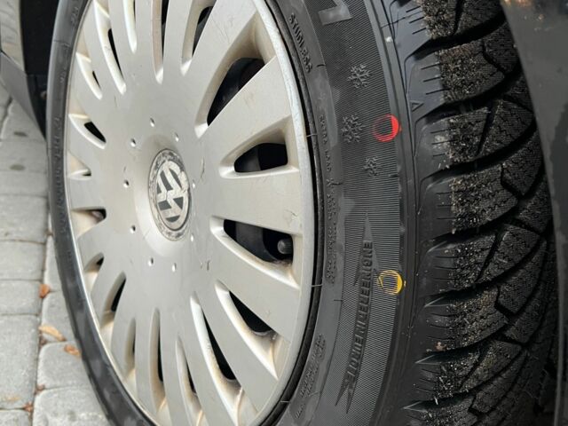 Черный Фольксваген Пассат Вариант, объемом двигателя 1.9 л и пробегом 406 тыс. км за 6300 $, фото 4 на Automoto.ua