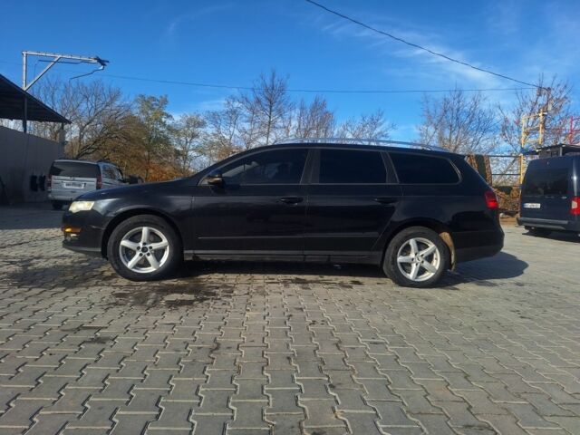 Черный Фольксваген Пассат Вариант, объемом двигателя 2 л и пробегом 380 тыс. км за 5600 $, фото 1 на Automoto.ua