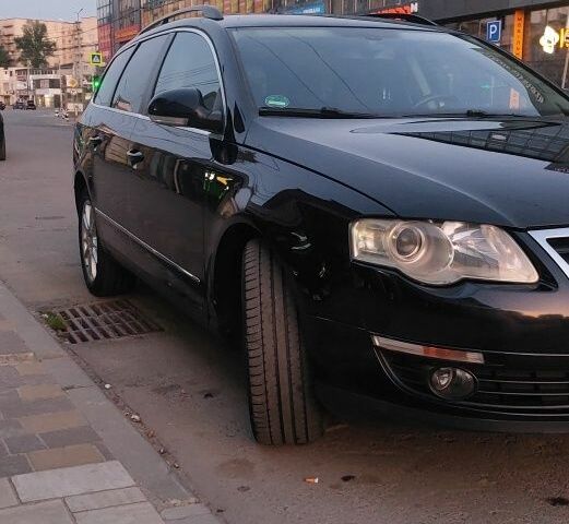 Чорний Фольксваген Пассат Варіант, об'ємом двигуна 2 л та пробігом 350 тис. км за 7600 $, фото 11 на Automoto.ua