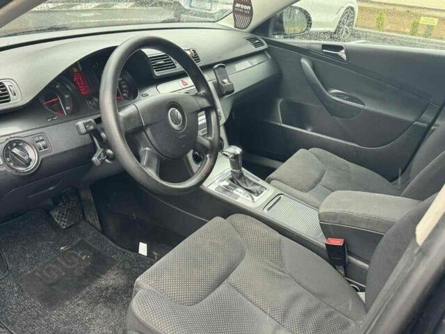 Черный Фольксваген Пассат Вариант, объемом двигателя 1.9 л и пробегом 243 тыс. км за 1725 $, фото 10 на Automoto.ua