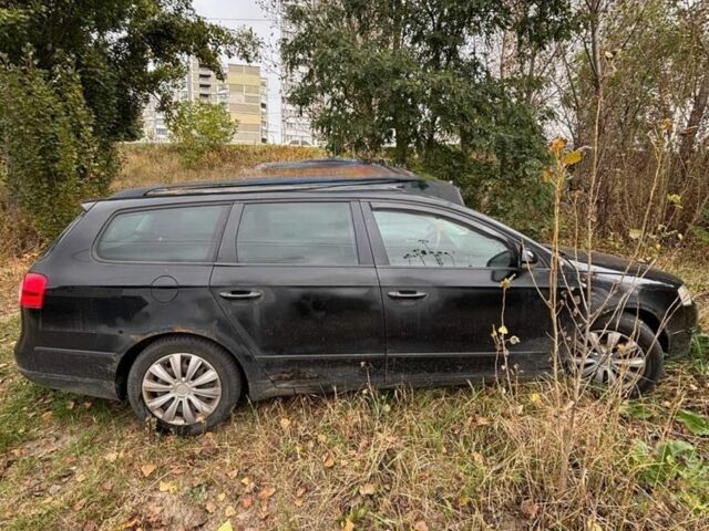 Фольксваген Пассат Вариант 2005 в Киеве на Automoto.ua Черный Фольксваген Пассат Вариант, объемом двигателя 2 л и пробегом 300 тыс. км за 1800 $, фото 3 на Automoto.ua
