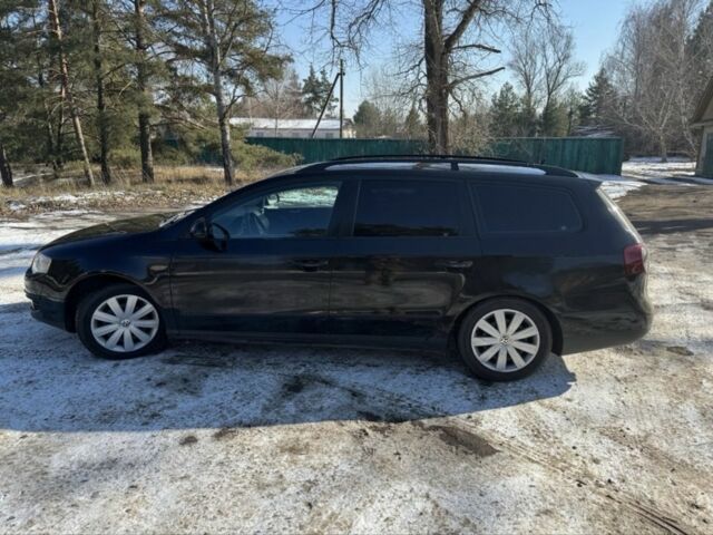 Чорний Фольксваген Пассат Варіант, об'ємом двигуна 2 л та пробігом 280 тис. км за 3000 $, фото 2 на Automoto.ua