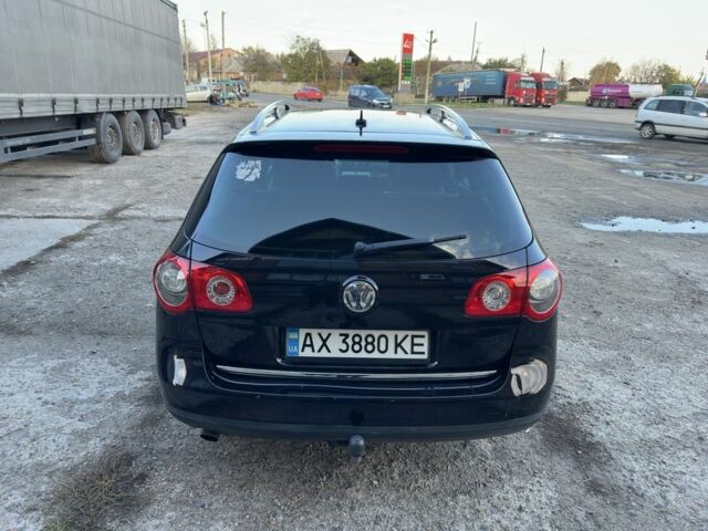 Черный Фольксваген Пассат Вариант, объемом двигателя 1.6 л и пробегом 220 тыс. км за 5700 $, фото 3 на Automoto.ua