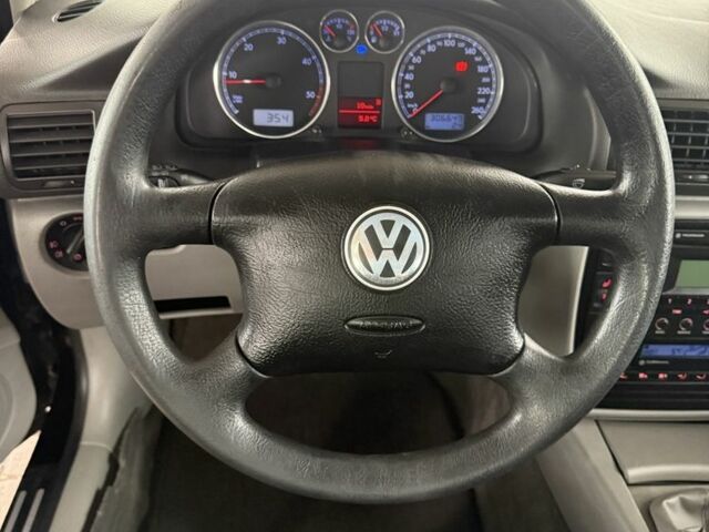 Черный Фольксваген Пассат Вариант, объемом двигателя 1.9 л и пробегом 280 тыс. км за 2750 $, фото 12 на Automoto.ua