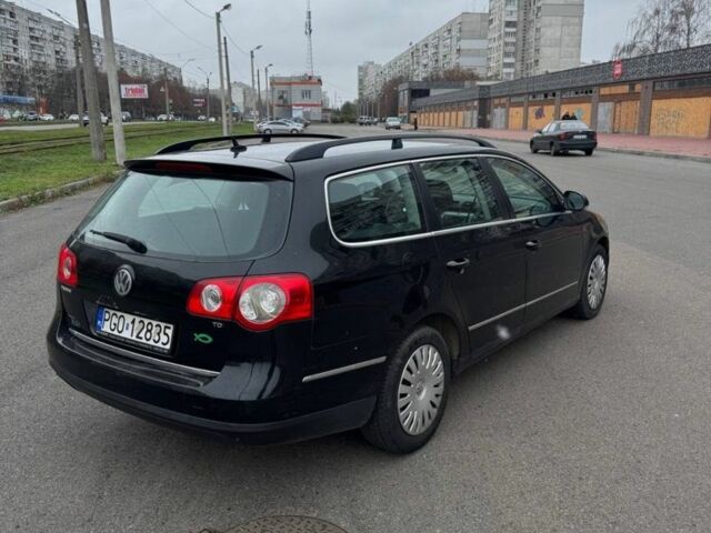 Черный Фольксваген Пассат Вариант, объемом двигателя 1.9 л и пробегом 250 тыс. км за 3300 $, фото 2 на Automoto.ua