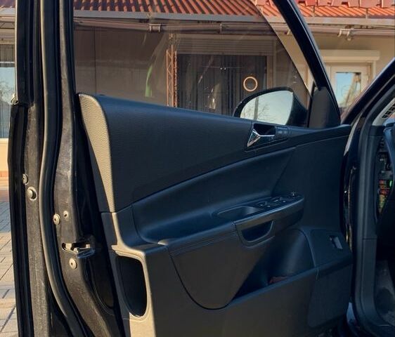 Чорний Фольксваген Пассат Варіант, об'ємом двигуна 2 л та пробігом 325 тис. км за 6200 $, фото 20 на Automoto.ua