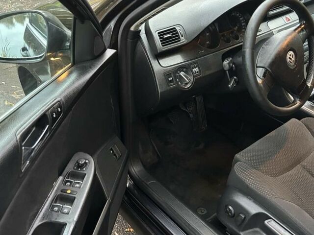 Чорний Фольксваген Пассат Варіант, об'ємом двигуна 2 л та пробігом 404 тис. км за 3000 $, фото 5 на Automoto.ua