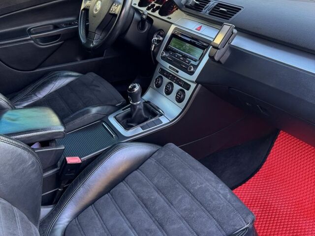 Черный Фольксваген Пассат Вариант, объемом двигателя 2 л и пробегом 335 тыс. км за 6200 $, фото 12 на Automoto.ua