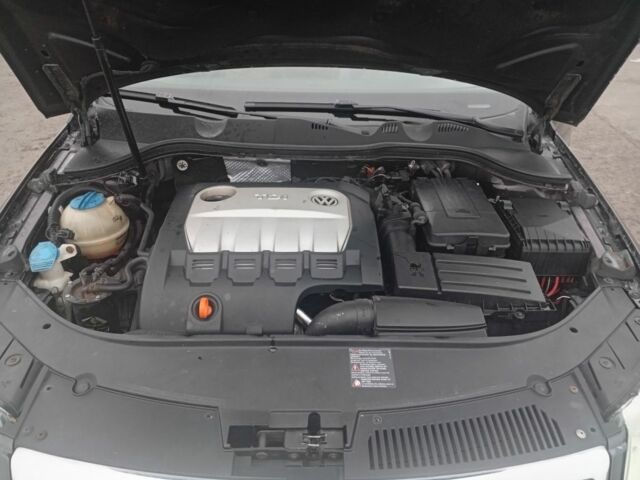 Чорний Фольксваген Пассат Варіант, об'ємом двигуна 2 л та пробігом 406 тис. км за 2940 $, фото 9 на Automoto.ua