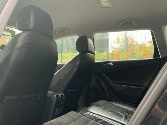 Фольксваген Пассат Вариант 2006 в Горохов на Automoto.ua Черный Фольксваген Пассат Вариант, объемом двигателя 2 л и пробегом 274 тыс. км за 6500 $, фото 8 на Automoto.ua