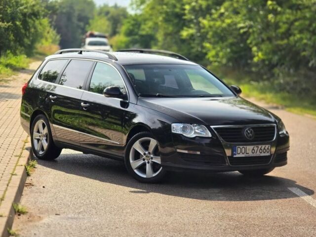 Чорний Фольксваген Пассат Варіант, об'ємом двигуна 2 л та пробігом 243 тис. км за 2000 $, фото 2 на Automoto.ua