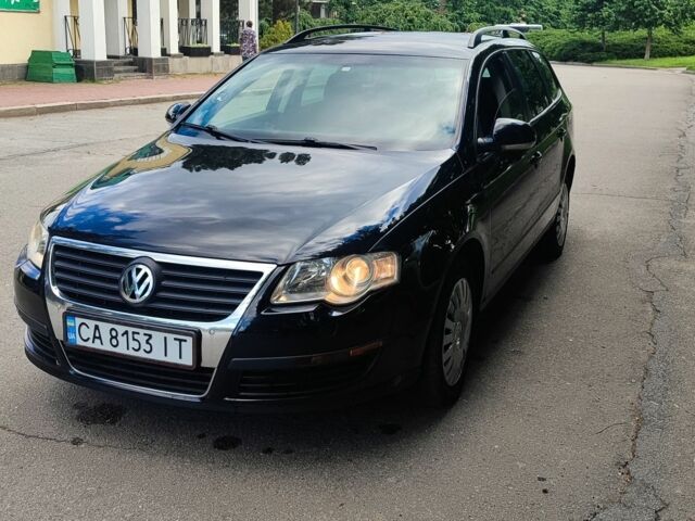 Чорний Фольксваген Пассат Варіант, об'ємом двигуна 1.6 л та пробігом 240 тис. км за 5800 $, фото 1 на Automoto.ua