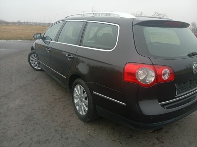 Чорний Фольксваген Пассат Варіант, об'ємом двигуна 2 л та пробігом 406 тис. км за 2940 $, фото 4 на Automoto.ua