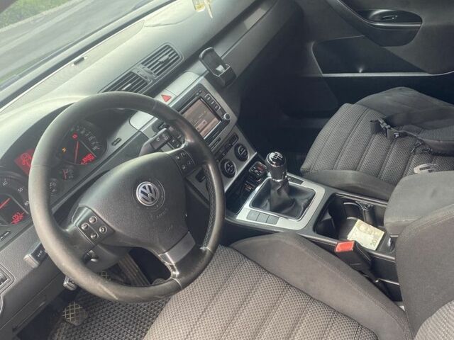 Фольксваген Пассат Вариант 2006 в Перечине на Automoto.ua Черный Фольксваген Пассат Вариант, объемом двигателя 1.9 л и пробегом 330 тыс. км за 6700 $, фото 10 на Automoto.ua