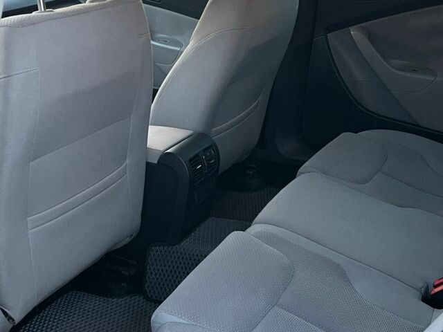 Черный Фольксваген Пассат Вариант, объемом двигателя 1.6 л и пробегом 304 тыс. км за 5500 $, фото 3 на Automoto.ua