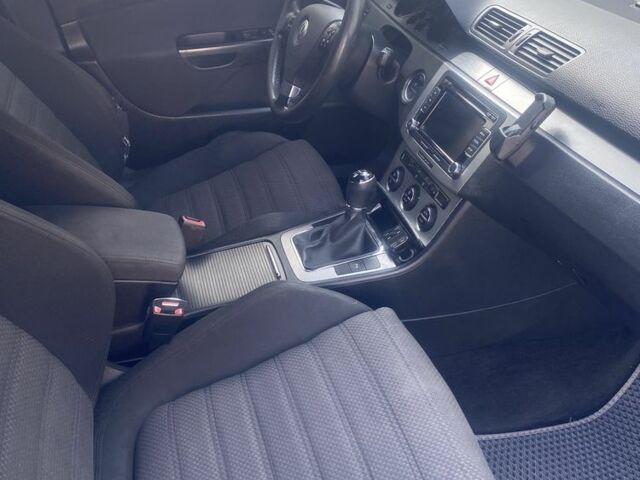 Фольксваген Пассат Вариант 2006 в Перечине на Automoto.ua Черный Фольксваген Пассат Вариант, объемом двигателя 1.9 л и пробегом 330 тыс. км за 6700 $, фото 12 на Automoto.ua