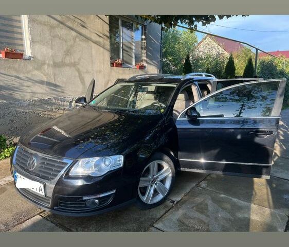 Чорний Фольксваген Пассат Варіант, об'ємом двигуна 2 л та пробігом 290 тис. км за 6000 $, фото 1 на Automoto.ua