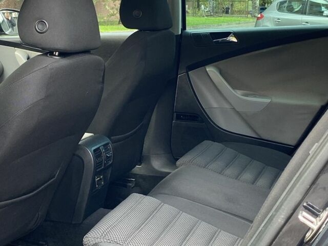 Фольксваген Пассат Вариант 2006 в Кривом Роге на Automoto.ua Черный Фольксваген Пассат Вариант, объемом двигателя 2 л и пробегом 317 тыс. км за 6450 $, фото 16 на Automoto.ua