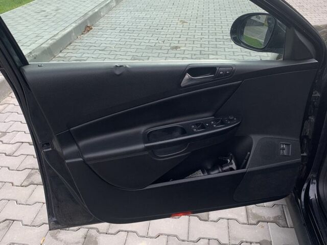 Фольксваген Пассат Вариант 2006 в Горохов на Automoto.ua Черный Фольксваген Пассат Вариант, объемом двигателя 2 л и пробегом 274 тыс. км за 6500 $, фото 9 на Automoto.ua