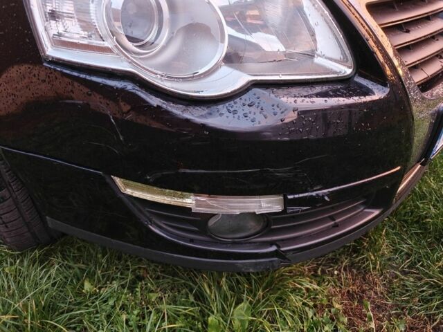 Черный Фольксваген Пассат Вариант, объемом двигателя 2 л и пробегом 225 тыс. км за 6000 $, фото 12 на Automoto.ua