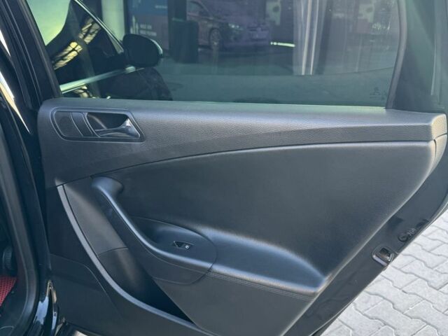 Черный Фольксваген Пассат Вариант, объемом двигателя 2 л и пробегом 335 тыс. км за 6200 $, фото 7 на Automoto.ua