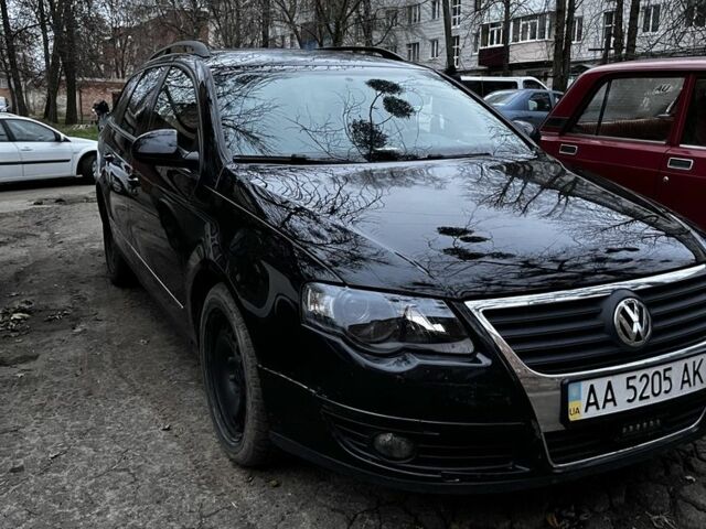 Черный Фольксваген Пассат Вариант, объемом двигателя 2 л и пробегом 278 тыс. км за 4700 $, фото 2 на Automoto.ua