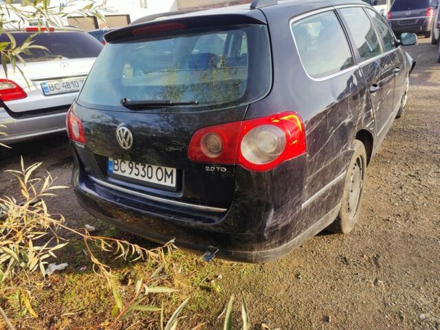 Фольксваген Пассат Вариант 2006 в Львове на Automoto.ua Черный Фольксваген Пассат Вариант, объемом двигателя 2 л и пробегом 250 тыс. км за 2300 $, фото 4 на Automoto.ua