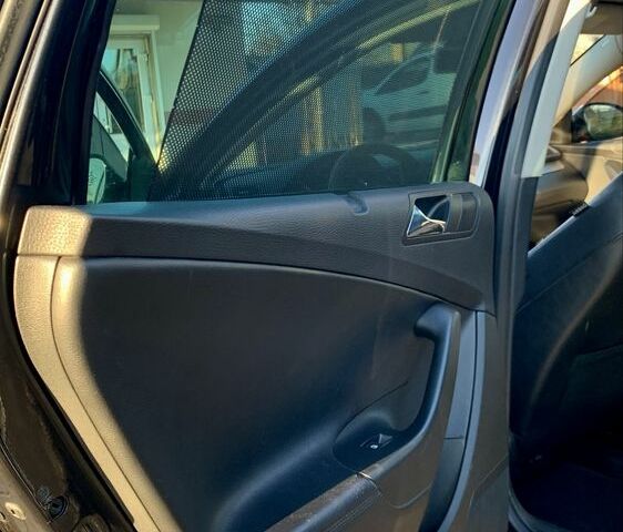 Чорний Фольксваген Пассат Варіант, об'ємом двигуна 2 л та пробігом 325 тис. км за 6200 $, фото 19 на Automoto.ua