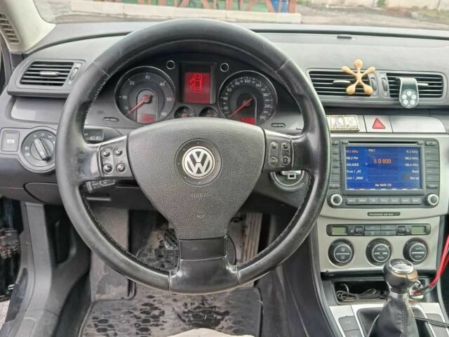 Чорний Фольксваген Пассат Варіант, об'ємом двигуна 1.9 л та пробігом 412 тис. км за 5754 $, фото 9 на Automoto.ua