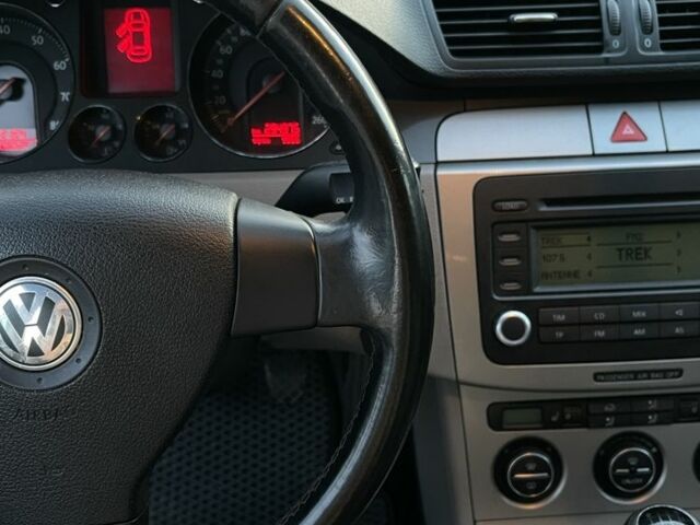 Черный Фольксваген Пассат Вариант, объемом двигателя 1.6 л и пробегом 290 тыс. км за 6750 $, фото 5 на Automoto.ua