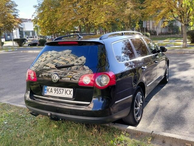 Чорний Фольксваген Пассат Варіант, об'ємом двигуна 2 л та пробігом 300 тис. км за 5500 $, фото 2 на Automoto.ua