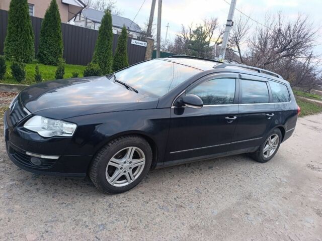Чорний Фольксваген Пассат Варіант, об'ємом двигуна 2 л та пробігом 251 тис. км за 4800 $, фото 2 на Automoto.ua