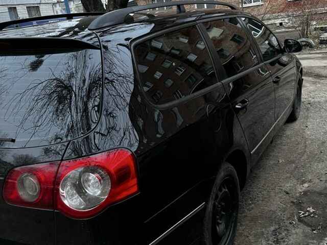 Черный Фольксваген Пассат Вариант, объемом двигателя 2 л и пробегом 278 тыс. км за 4700 $, фото 4 на Automoto.ua