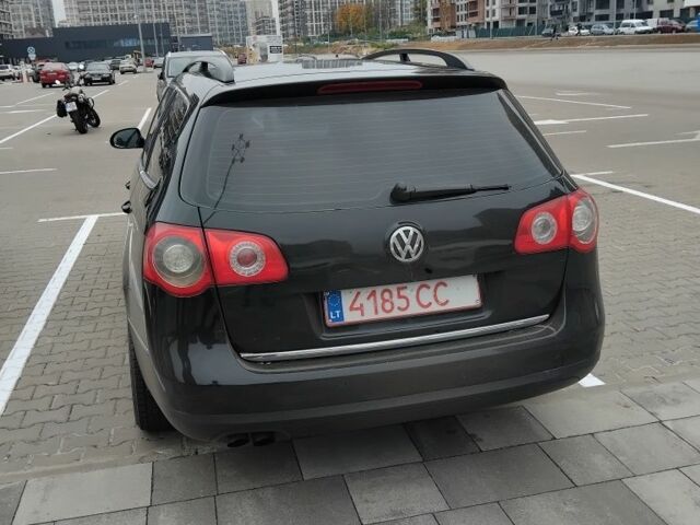 Чорний Фольксваген Пассат Варіант, об'ємом двигуна 2 л та пробігом 393 тис. км за 5500 $, фото 1 на Automoto.ua