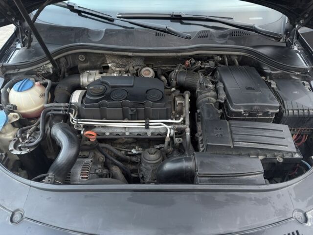 Чорний Фольксваген Пассат Варіант, об'ємом двигуна 2 л та пробігом 275 тис. км за 6300 $, фото 6 на Automoto.ua