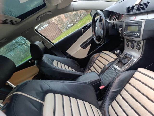 Чорний Фольксваген Пассат Варіант, об'ємом двигуна 2 л та пробігом 251 тис. км за 4800 $, фото 5 на Automoto.ua