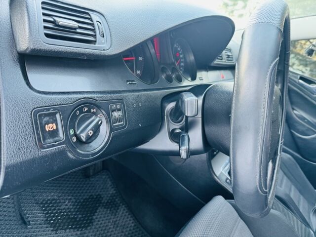 Чорний Фольксваген Пассат Варіант, об'ємом двигуна 2 л та пробігом 385 тис. км за 4800 $, фото 12 на Automoto.ua