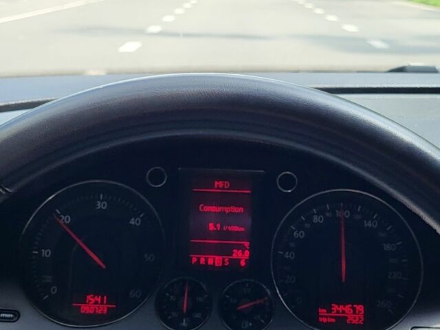 Черный Фольксваген Пассат Вариант, объемом двигателя 2 л и пробегом 378 тыс. км за 6000 $, фото 5 на Automoto.ua