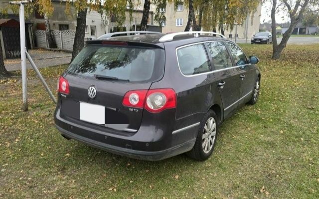 Черный Фольксваген Пассат Вариант, объемом двигателя 2 л и пробегом 405 тыс. км за 2950 $, фото 2 на Automoto.ua