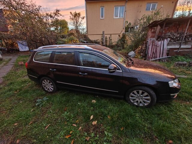 Черный Фольксваген Пассат Вариант, объемом двигателя 2 л и пробегом 225 тыс. км за 6000 $, фото 2 на Automoto.ua
