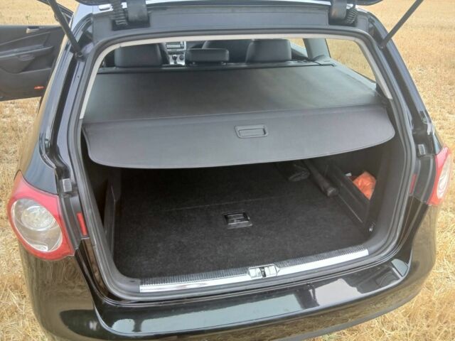 Фольксваген Пассат Вариант 2007 в Киеве на Automoto.ua Черный Фольксваген Пассат Вариант, объемом двигателя 2 л и пробегом 303 тыс. км за 6500 $, фото 10 на Automoto.ua