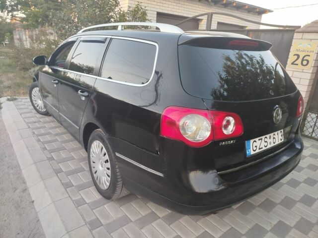 Черный Фольксваген Пассат Вариант, объемом двигателя 2 л и пробегом 260 тыс. км за 2250 $, фото 4 на Automoto.ua