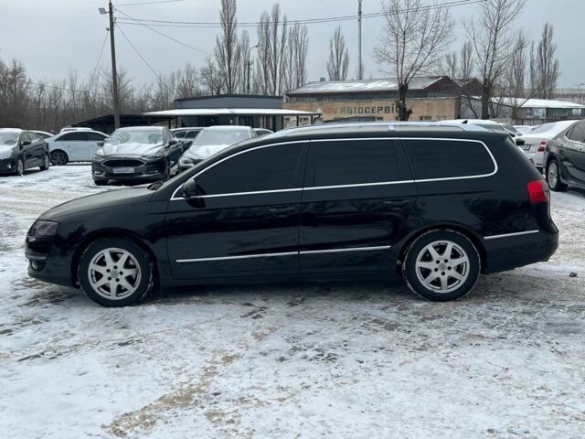 Черный Фольксваген Пассат Вариант, объемом двигателя 2 л и пробегом 200 тыс. км за 7400 $, фото 3 на Automoto.ua