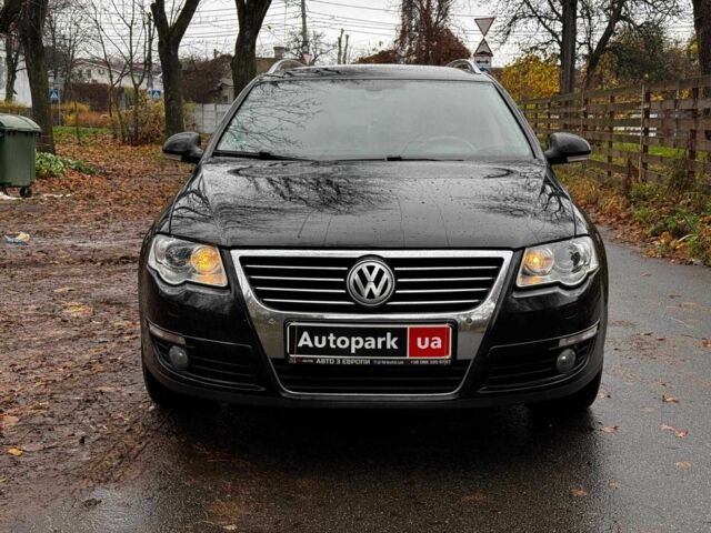 Черный Фольксваген Пассат Вариант, объемом двигателя 2 л и пробегом 326 тыс. км за 6990 $, фото 1 на Automoto.ua