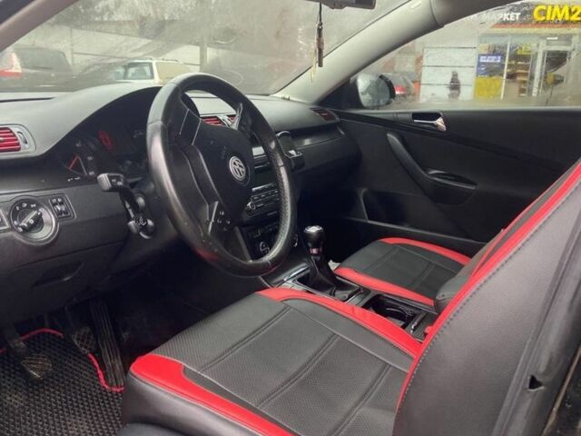 Чорний Фольксваген Пассат Варіант, об'ємом двигуна 2 л та пробігом 290 тис. км за 6500 $, фото 7 на Automoto.ua