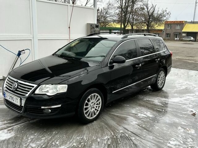 Черный Фольксваген Пассат Вариант, объемом двигателя 2 л и пробегом 310 тыс. км за 6700 $, фото 1 на Automoto.ua