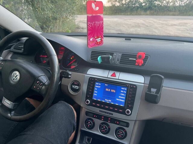 Чорний Фольксваген Пассат Варіант, об'ємом двигуна 2 л та пробігом 370 тис. км за 2350 $, фото 3 на Automoto.ua