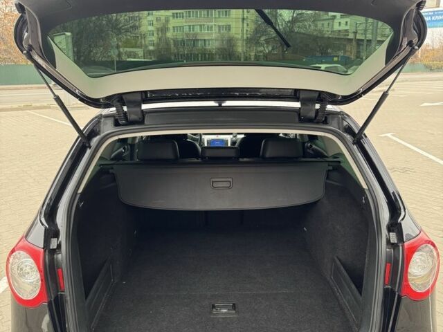 Чорний Фольксваген Пассат Варіант, об'ємом двигуна 2 л та пробігом 327 тис. км за 6500 $, фото 7 на Automoto.ua