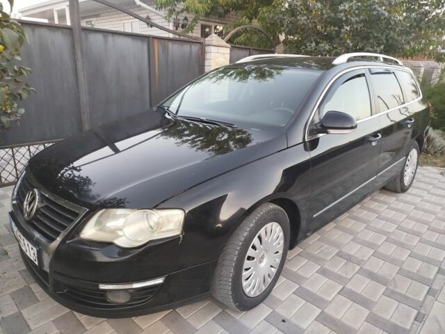 Черный Фольксваген Пассат Вариант, объемом двигателя 2 л и пробегом 260 тыс. км за 2250 $, фото 6 на Automoto.ua